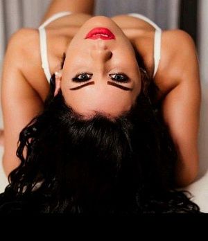 Полина — фото и список услуг