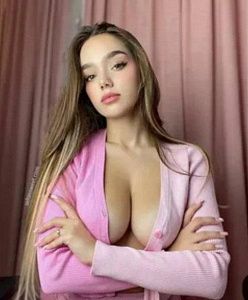 Настя — эротические фото